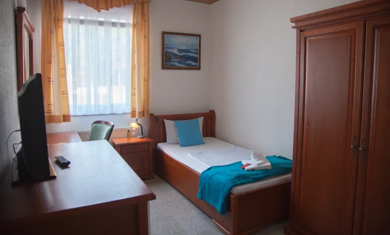 Einzelzimmer Classic im Hotel Atlantis Ramstein
